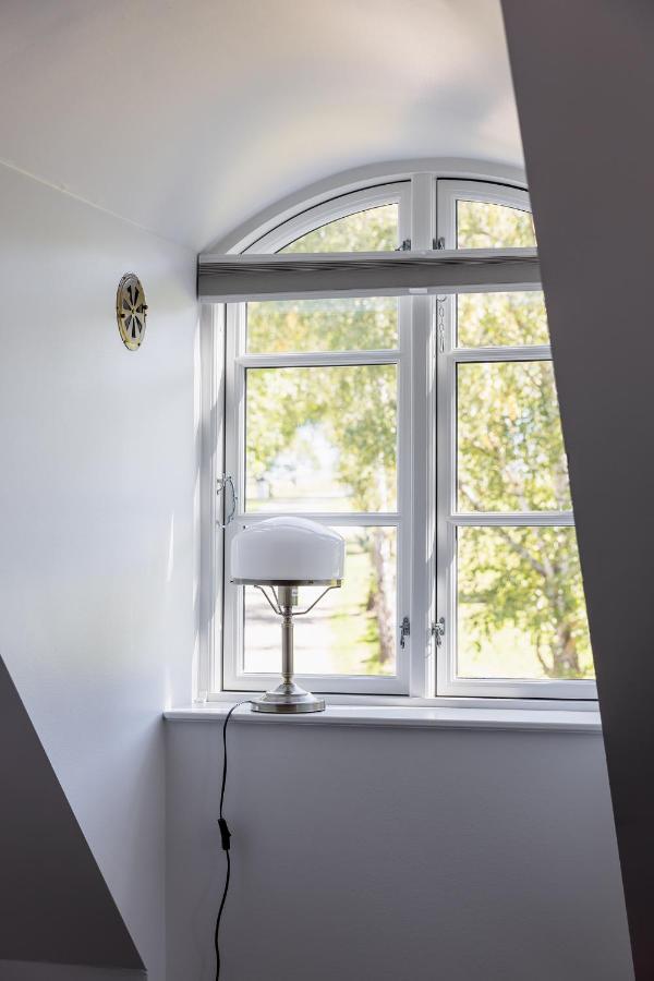 Ekenaes Gard Pa Oesterlen 5* Kivik